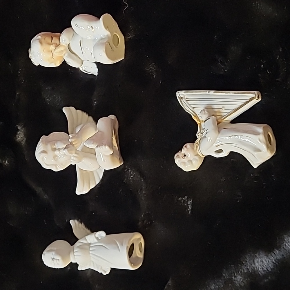 VINTAGE ANGEL salt shaker perfect  & 2 ANGELS in great Condition